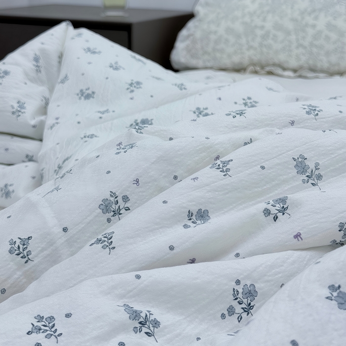 91家纺网 家纺一手货源 找家纺 申龙家纺 2026新款皱皱纱荷叶边夏凉被 星点蓝花