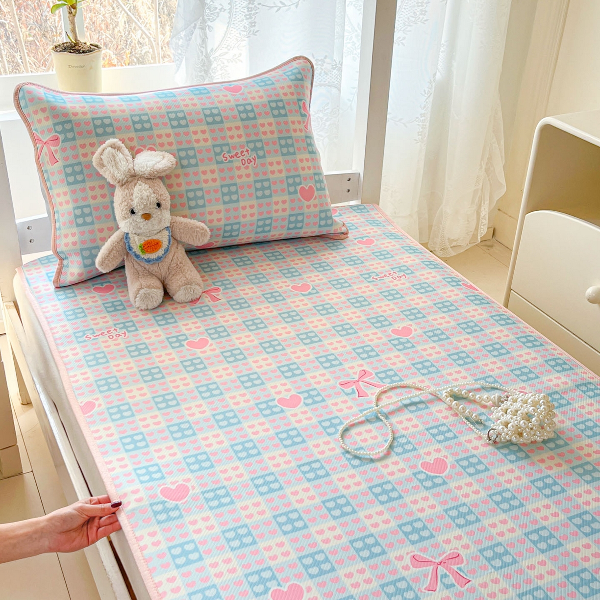 91家纺网 家纺一手货源 找家纺 川悦生活 2026新款凉感冰丝席小阪凉感冰丝数码印花席学生床 席甜梦心愿