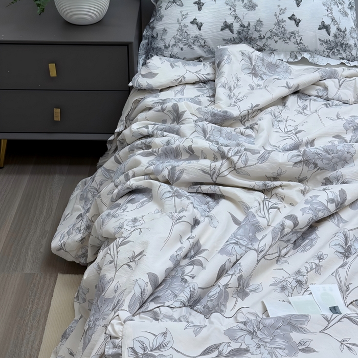 91家纺网 家纺一手货源 找家纺 申龙家纺 2026新款皱皱纱荷叶边夏凉被 雾境花影