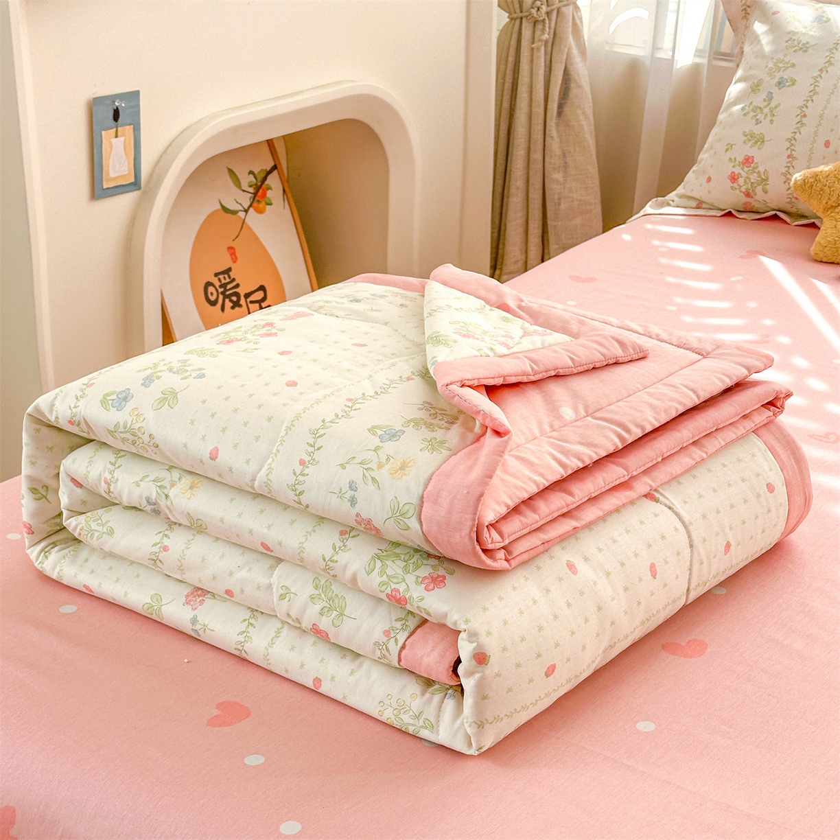 91家纺网 家纺一手货源 找家纺 易博家纺 2026新款小清新款里外全棉纯棉夏被夏凉被空调被 伊水芙蓉