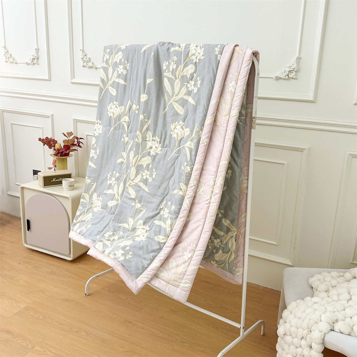 91家纺网 家纺一手货源 找家纺 易博家纺 2026新款小清新款里外全棉纯棉夏被夏凉被空调被 茉之语