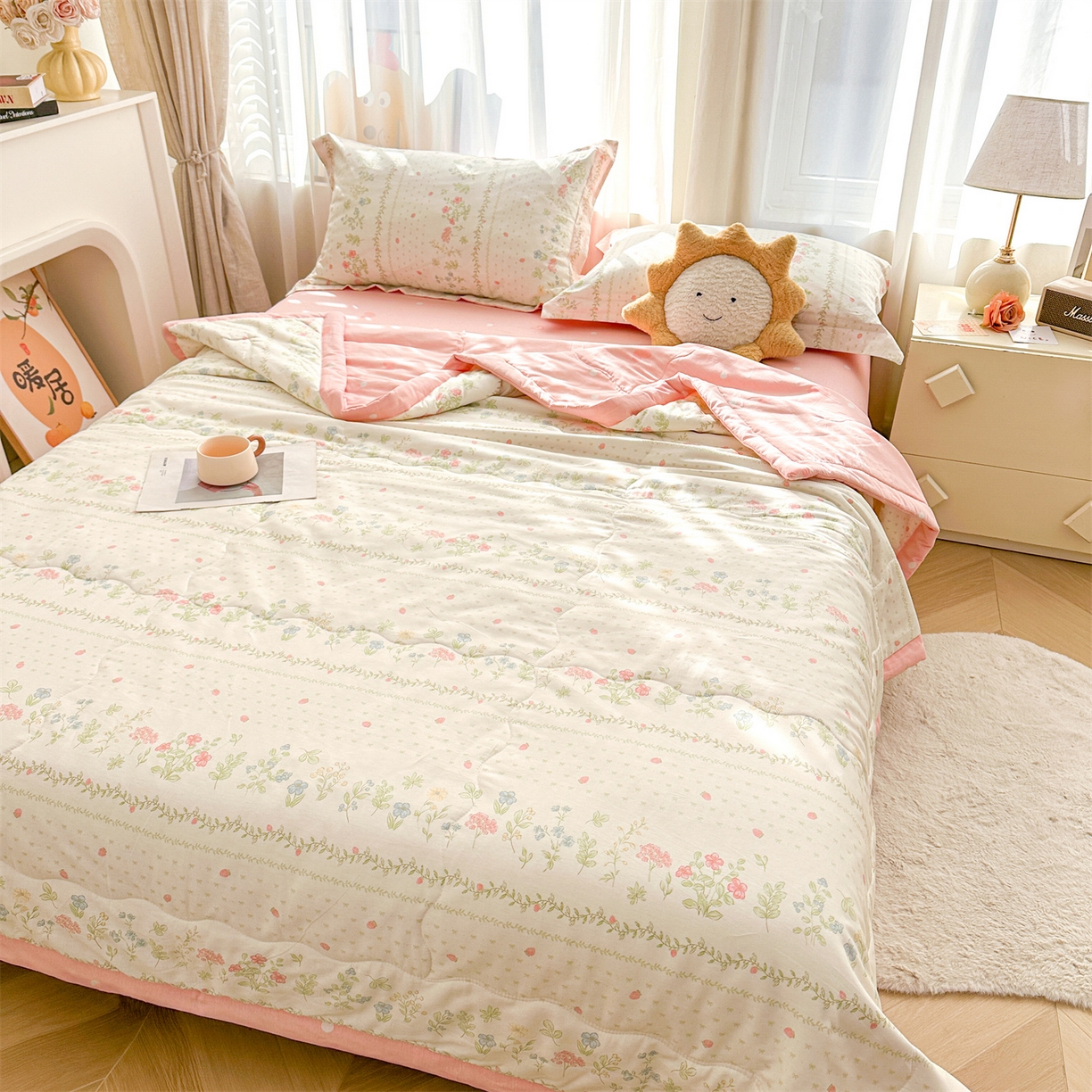 91家纺网 家纺一手货源 找家纺 易博家纺 2026新款小清新款里外全棉纯棉夏被夏凉被空调被 伊水芙蓉