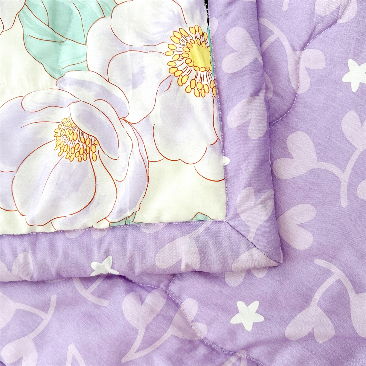 91家纺网 家纺一手货源 找家纺 易博家纺 2026新款小清新款里外全棉纯棉夏被夏凉被空调被 紫精灵