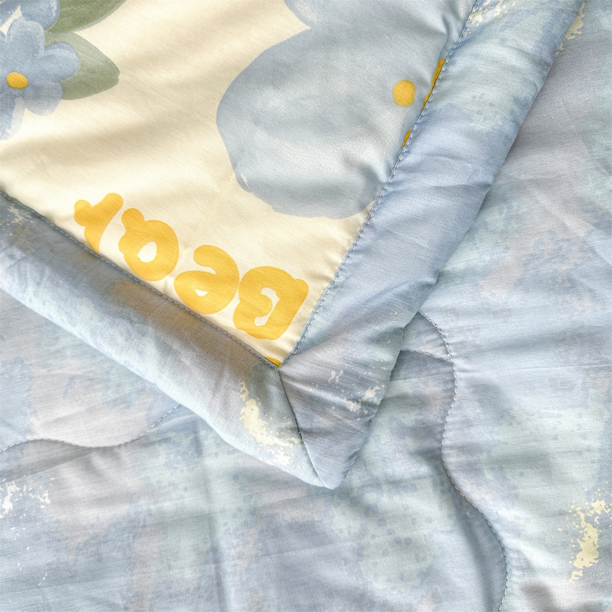 91家纺网 家纺一手货源 找家纺 易博家纺 2026新款小清新款里外全棉纯棉夏被夏凉被空调被 太阳花