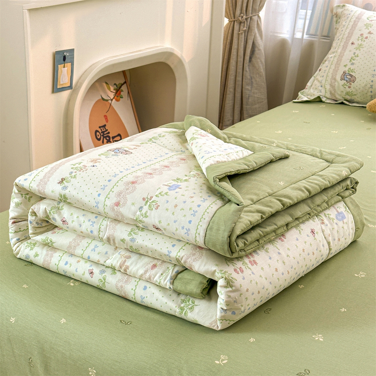 91家纺网 家纺一手货源 找家纺 易博家纺 2026新款小清新款里外全棉纯棉夏被夏凉被空调被 花蔓梦兔