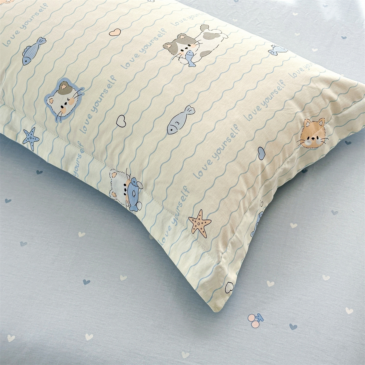 91家纺网 家纺一手货源 找家纺 易博家纺 2026新款小清新款里外全棉纯棉夏被夏凉被空调被 猫猫鱼