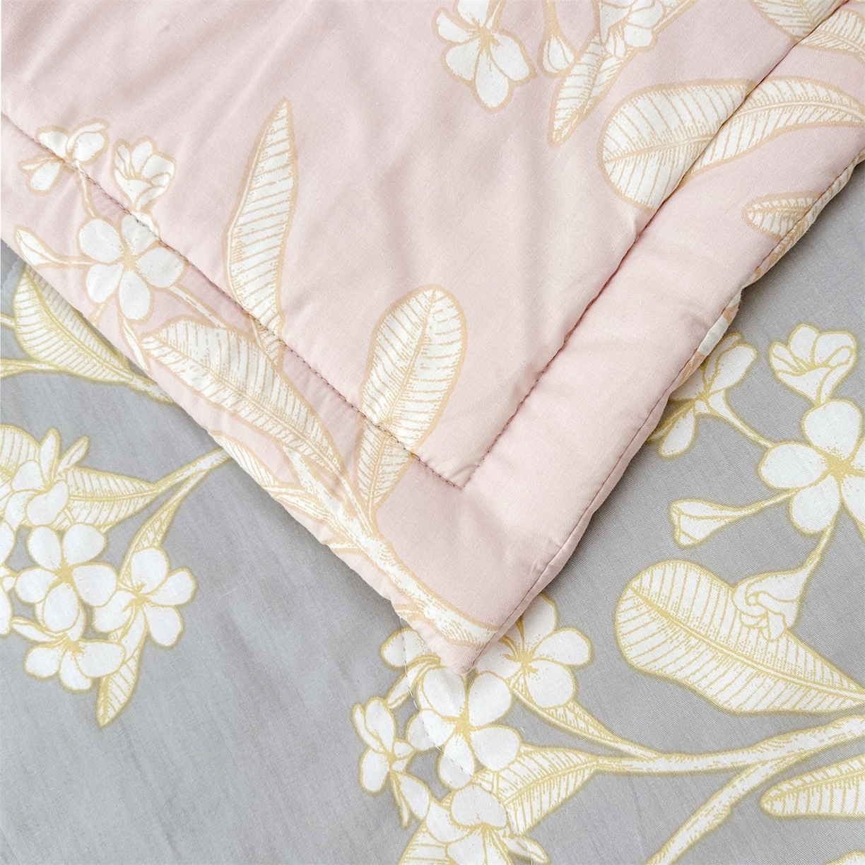 91家纺网 家纺一手货源 找家纺 易博家纺 2026新款小清新款里外全棉纯棉夏被夏凉被空调被 茉之语