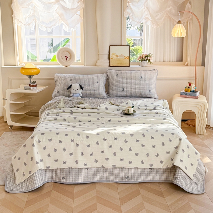 91家纺网 家纺一手货源 找家纺 云玲时尚 2026新款古法水洗棉夏被床盖四件套 蝶梦