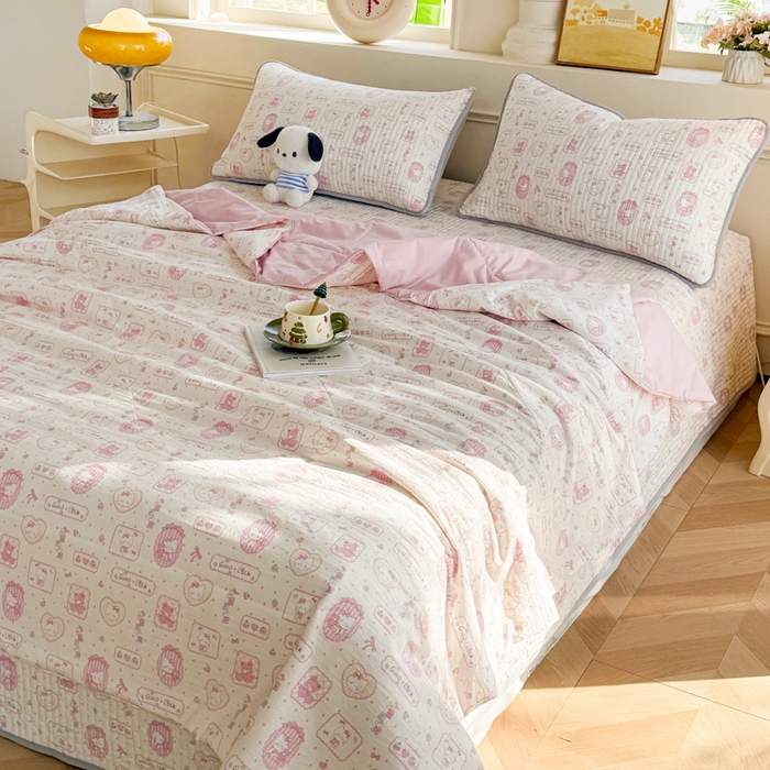 91家纺网 家纺一手货源 找家纺 云玲时尚 2026新款古法水洗棉夏被床盖四件套 粉色Kitty