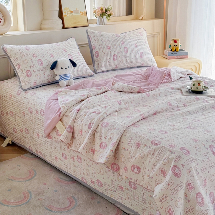 91家纺网 家纺一手货源 找家纺 云玲时尚 2026新款古法水洗棉夏被床盖四件套 粉色Kitty