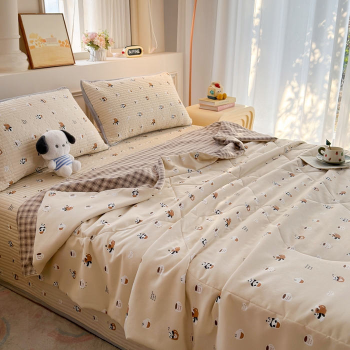 91家纺网 家纺一手货源 找家纺 云玲时尚 2026新款古法水洗棉夏被床盖四件套 童话镇