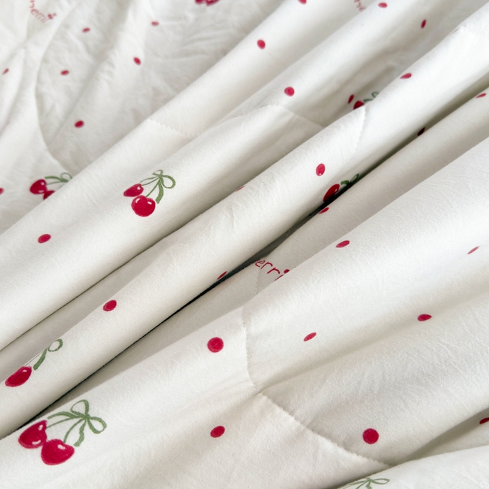 91家纺网 家纺一手货源 找家纺 云玲时尚 2026新款古法水洗棉夏被床盖四件套 樱桃绿