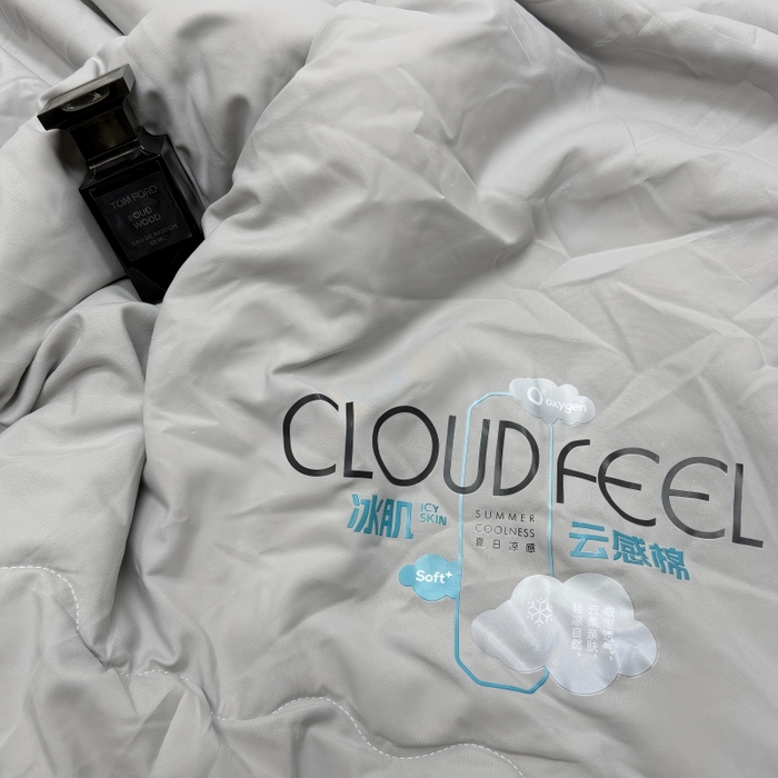 91家纺网 家纺一手货源 找家纺 申龙家纺 2026新款云感棉斜条夏被 云雾灰