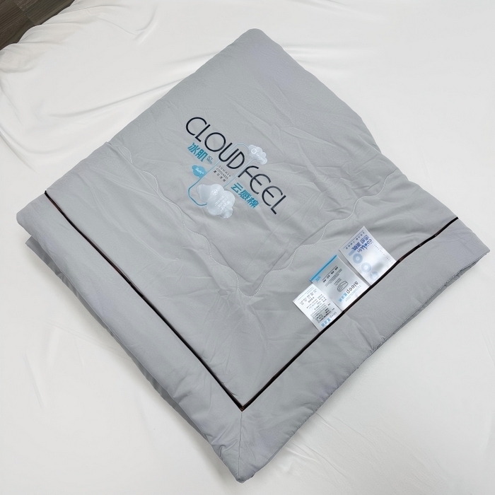 91家纺网 家纺一手货源 找家纺 申龙家纺 2026新款云感棉斜条夏被 云雾灰