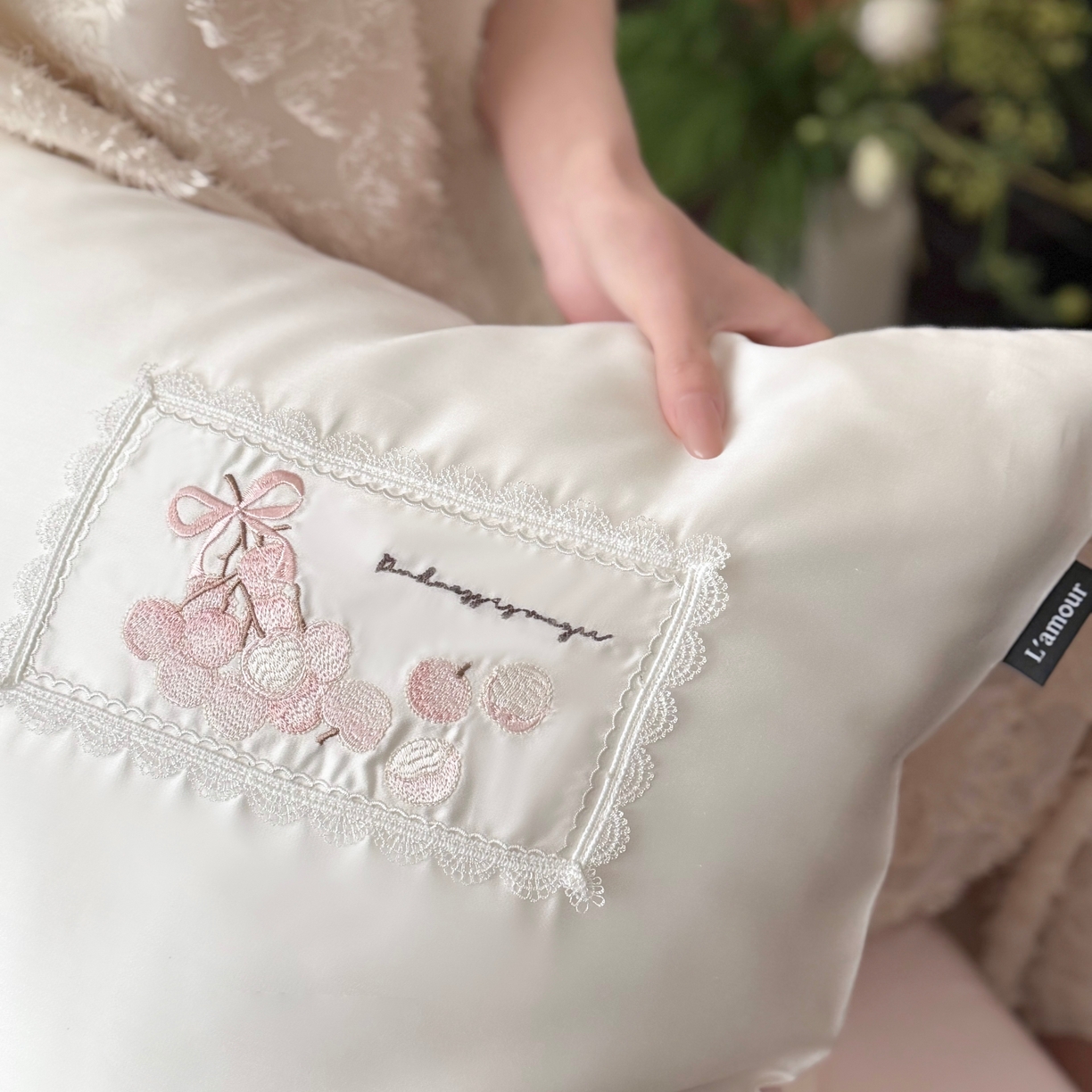 91家纺网 家纺一手货源 找家纺 鹿班家居 2026新款60S兰精天丝刺绣夏被空调被夏凉被四件套粉红荔枝（标准会员-20元） 粉色