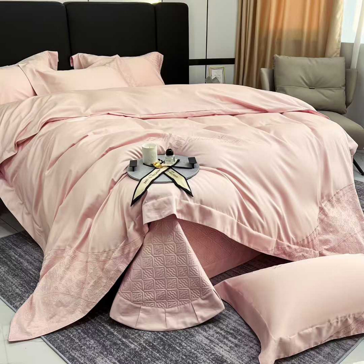 91家纺网 家纺一手货源 找家纺 （总）edra 2026新款纯棉长绒棉轻奢刺绣床盖款四件套-香奈儿