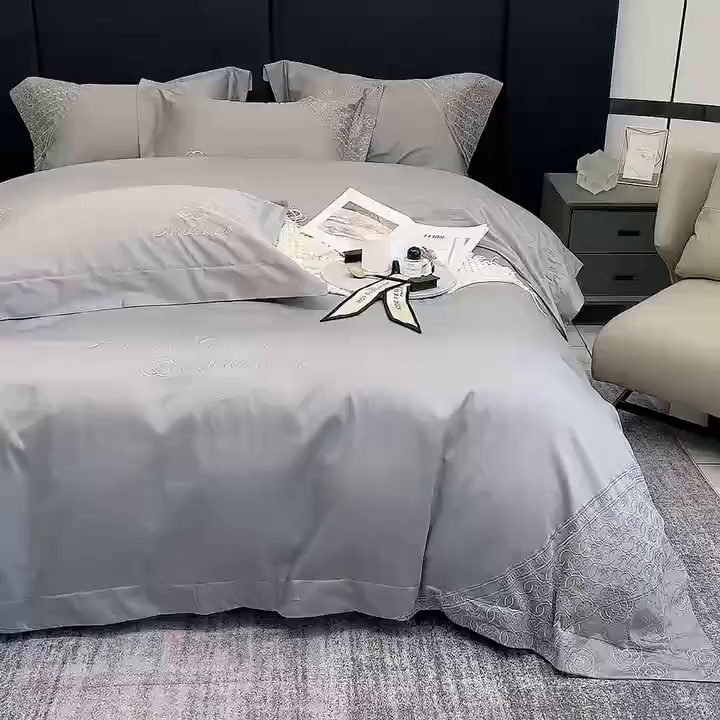 91家纺网 家纺一手货源 找家纺 edra 2026新款纯棉长绒棉轻奢刺绣床盖款四件套-香奈儿 香奈儿灰