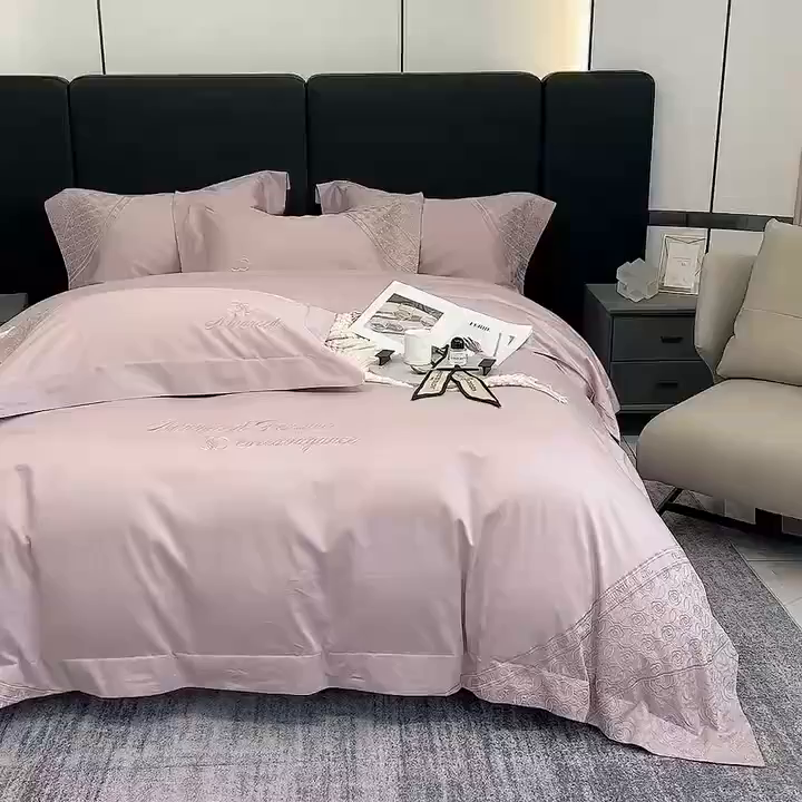 91家纺网 家纺一手货源 找家纺 edra 2026新款纯棉长绒棉轻奢刺绣床盖款四件套-香奈儿 香奈儿紫