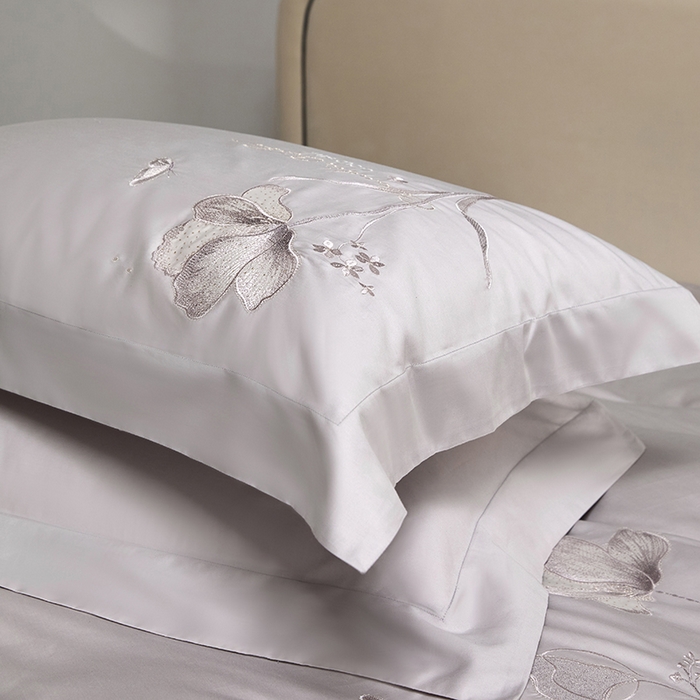 91家纺网 家纺一手货源 找家纺 蒂爵 2026新款贡缎100支长绒棉全棉纯棉刺绣绣花四件套高端四件套-繁花 繁花-晶钻灰