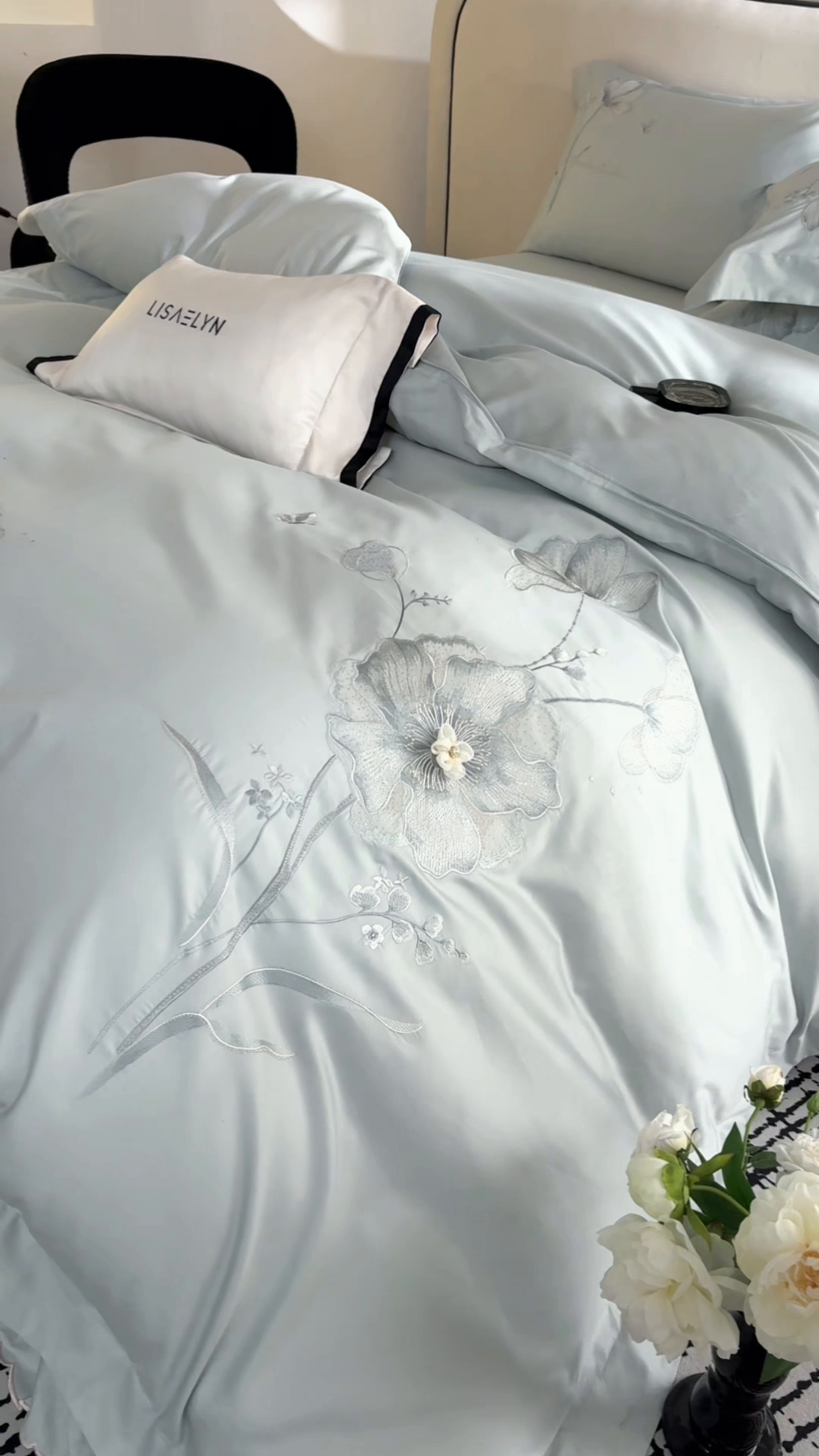 91家纺网 家纺一手货源 找家纺 蒂爵 2026新款贡缎100支长绒棉全棉纯棉刺绣绣花四件套高端四件套-繁花 繁花-冰晶兰