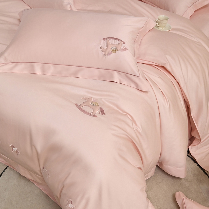 91家纺网 家纺一手货源 找家纺 蒂爵 2026新款贡缎100支长绒棉全棉纯棉刺绣绣花四件套高端四件套-马上有钱 马上有钱-夏日粉