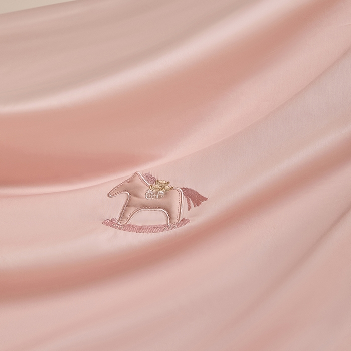 91家纺网 家纺一手货源 找家纺 蒂爵 2026新款贡缎100支长绒棉全棉纯棉刺绣绣花四件套高端四件套-马上有钱 马上有钱-夏日粉