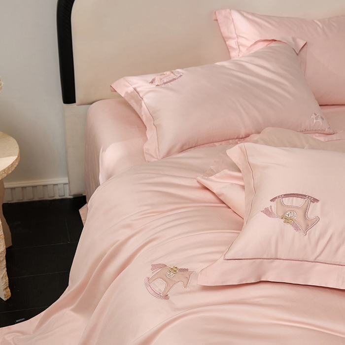 91家纺网 家纺一手货源 找家纺 蒂爵 2026新款贡缎100支长绒棉全棉纯棉刺绣绣花四件套高端四件套-马上有钱 马上有钱-夏日粉