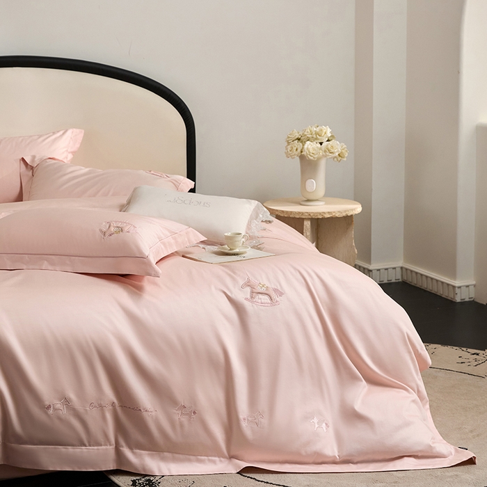 91家纺网 家纺一手货源 找家纺 蒂爵 2026新款贡缎100支长绒棉全棉纯棉刺绣绣花四件套高端四件套-马上有钱 马上有钱-夏日粉