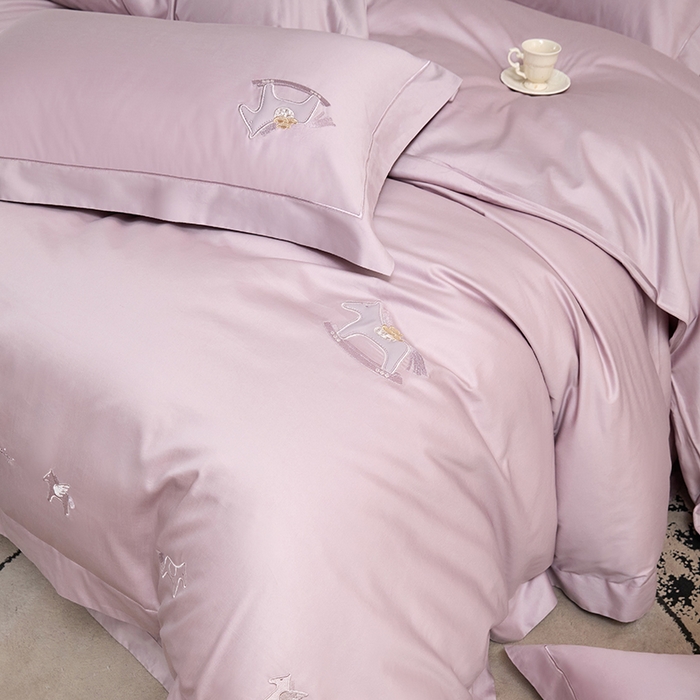 91家纺网 家纺一手货源 找家纺 蒂爵 2026新款贡缎100支长绒棉全棉纯棉刺绣绣花四件套高端四件套-马上有钱 马上有钱-浪漫紫
