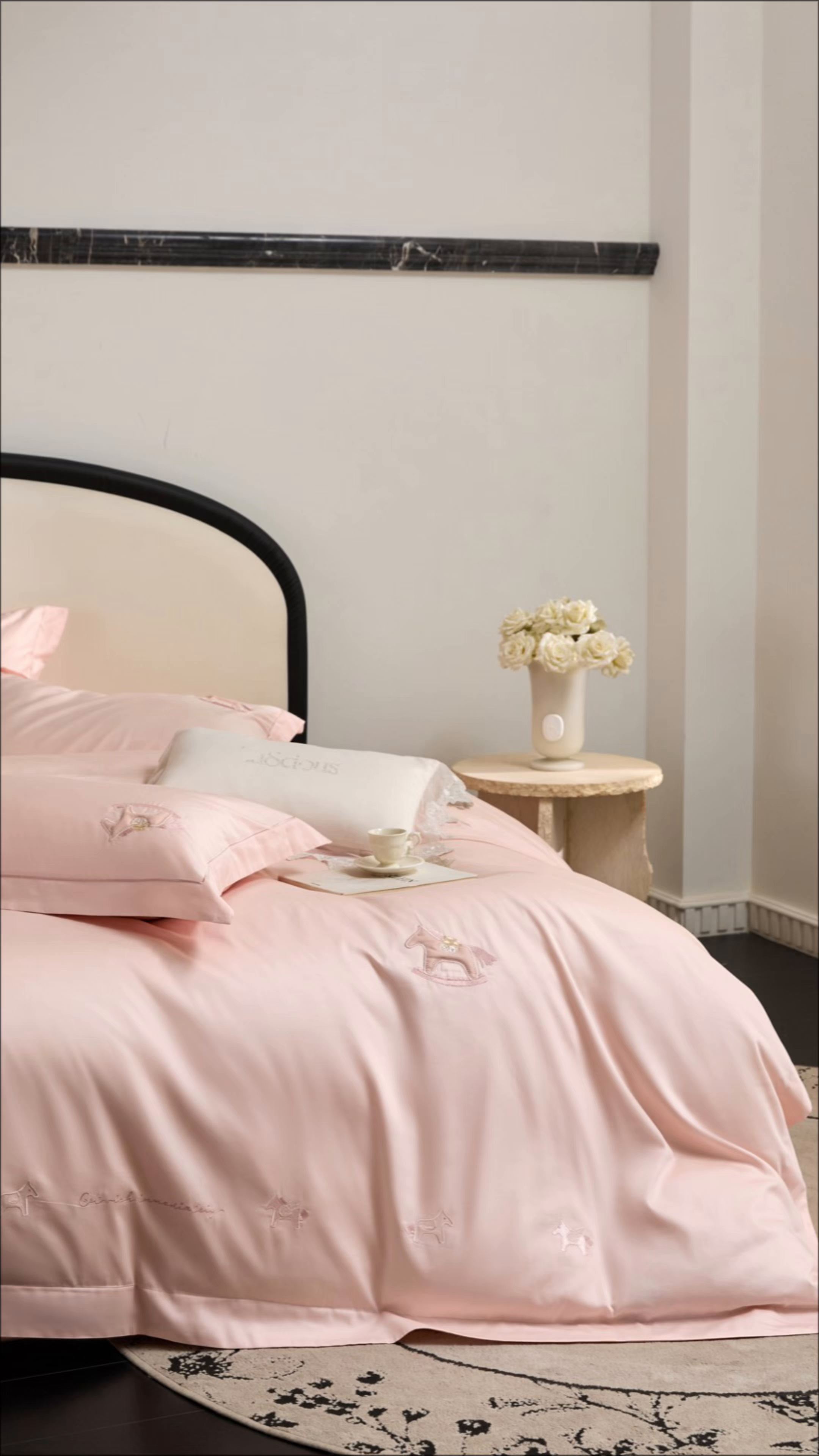 91家纺网 家纺一手货源 找家纺 蒂爵 2026新款贡缎100支长绒棉全棉纯棉刺绣绣花四件套高端四件套-马上有钱 马上有钱-夏日粉