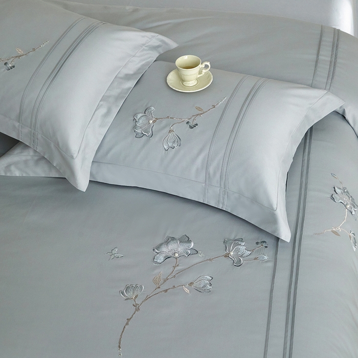 91家纺网 家纺一手货源 找家纺 （总）蒂爵 2026新款贡缎100支长绒棉全棉纯棉刺绣绣花四件套高端四件套-陌上花开