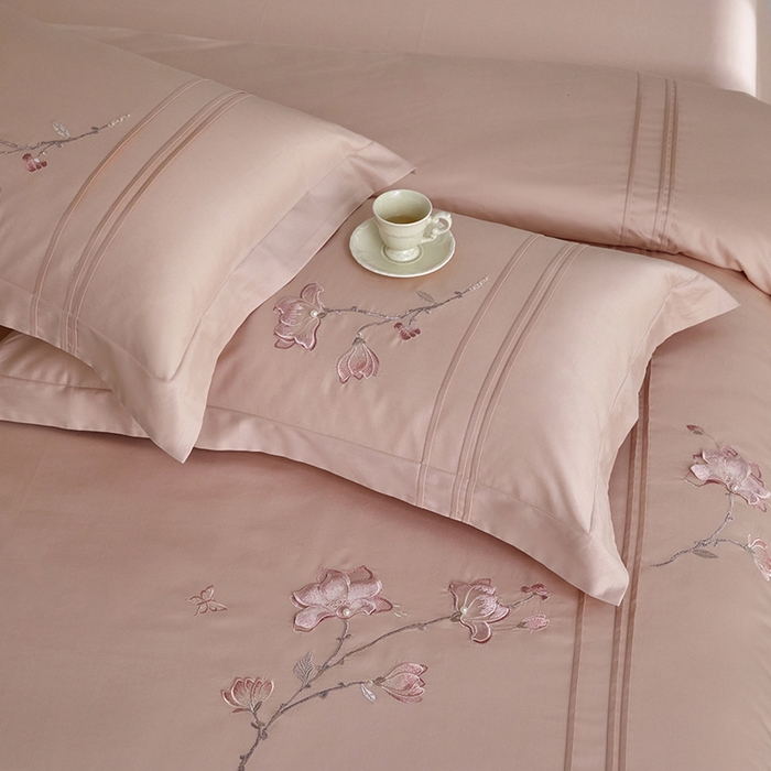 91家纺网 家纺一手货源 找家纺 蒂爵 2026新款贡缎100支长绒棉全棉纯棉刺绣绣花四件套高端四件套-陌上花开 陌上花开-科舍玉