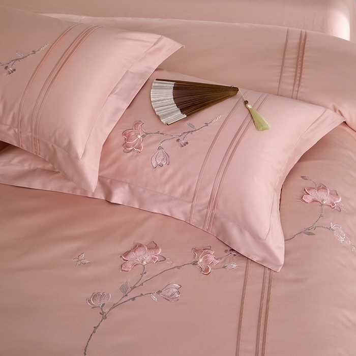 91家纺网 家纺一手货源 找家纺 蒂爵 2026新款贡缎100支长绒棉全棉纯棉刺绣绣花四件套高端四件套-陌上花开 陌上花开-贵族莎