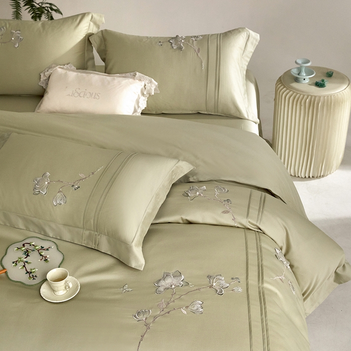 91家纺网 家纺一手货源 找家纺 蒂爵 2026新款贡缎100支长绒棉全棉纯棉刺绣绣花四件套高端四件套-陌上花开 陌上花开-豆绿