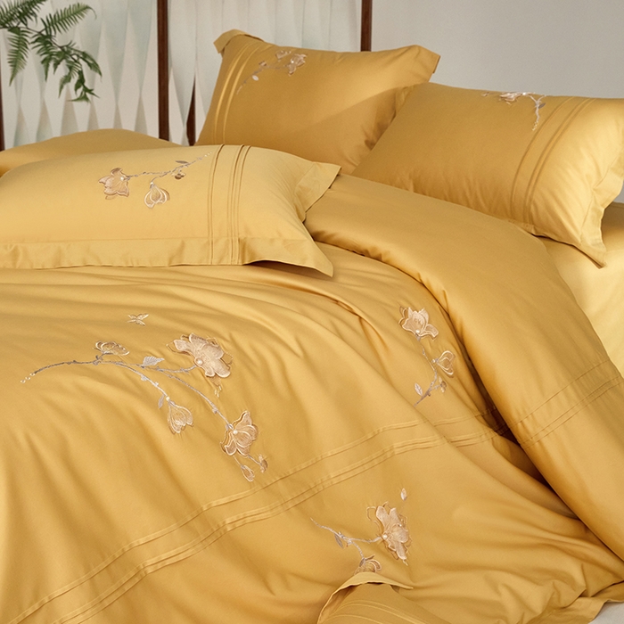 91家纺网 家纺一手货源 找家纺 蒂爵 2026新款贡缎100支长绒棉全棉纯棉刺绣绣花四件套高端四件套-陌上花开 陌上花开-柠檬黄
