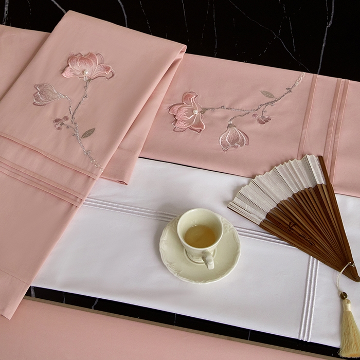 91家纺网 家纺一手货源 找家纺 蒂爵 2026新款贡缎100支长绒棉全棉纯棉刺绣绣花四件套高端四件套-陌上花开 陌上花开-贵族莎