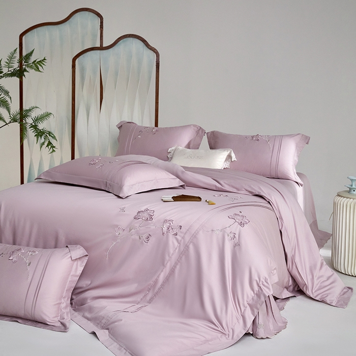 91家纺网 家纺一手货源 找家纺 蒂爵 2026新款贡缎100支长绒棉全棉纯棉刺绣绣花四件套高端四件套-陌上花开 陌上花开-千黛紫