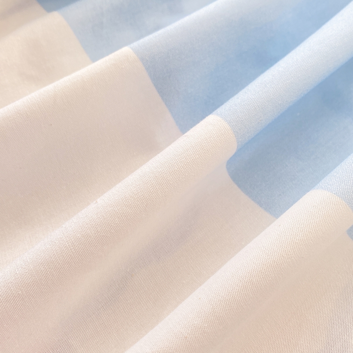 91家纺网 家纺一手货源 找家纺 博雅 2026新款蜡笔小新正版授权全棉纯棉大版床笠单件床笠单品单床笠 大版-冬日雪人小新