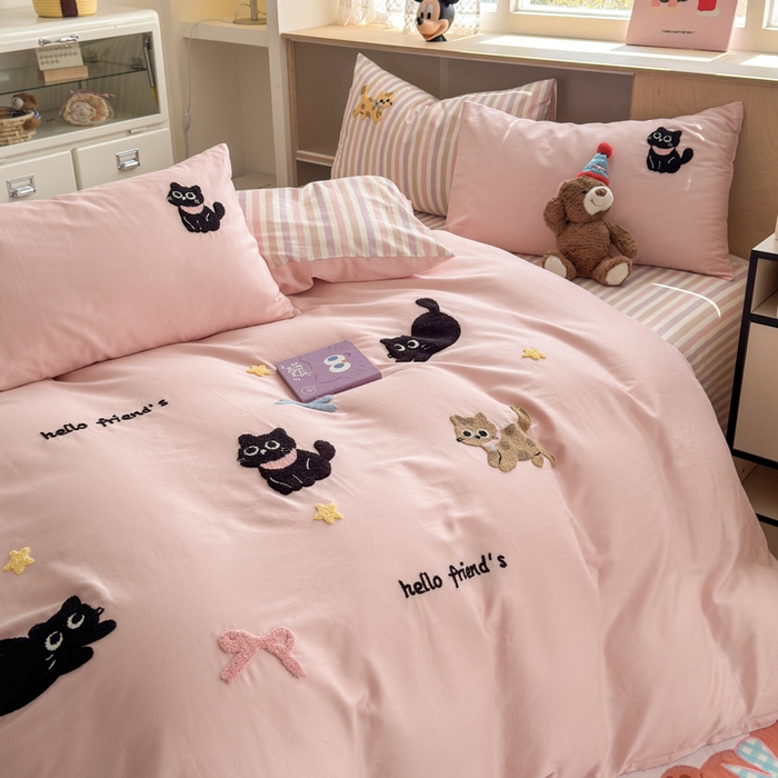 91家纺网 家纺一手货源 找家纺 如意朵 2026新款全棉纯棉毛巾绣四件套（第二批） 猫咪家族