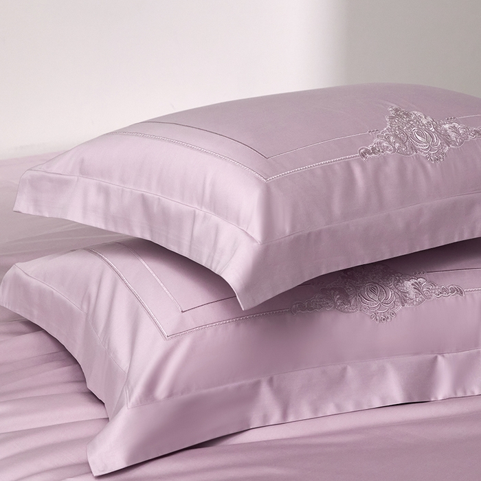 91家纺网 家纺一手货源 找家纺 蒂爵 2026新款贡缎100支长绒棉全棉纯棉刺绣绣花四件套高端四件套-施华洛 施华洛-烟霞紫