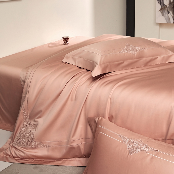 91家纺网 家纺一手货源 找家纺 蒂爵 2026新款贡缎100支长绒棉全棉纯棉刺绣绣花四件套高端四件套-施华洛 施华洛-琥珀橙