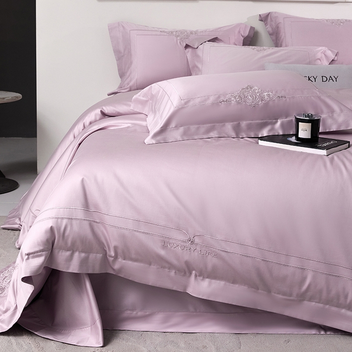 91家纺网 家纺一手货源 找家纺 蒂爵 2026新款贡缎100支长绒棉全棉纯棉刺绣绣花四件套高端四件套-施华洛 施华洛-烟霞紫