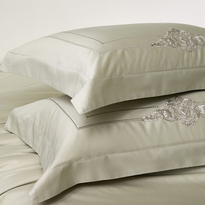 91家纺网 家纺一手货源 找家纺 蒂爵 2026新款贡缎100支长绒棉全棉纯棉刺绣绣花四件套高端四件套-施华洛 施华洛-抹茶绿