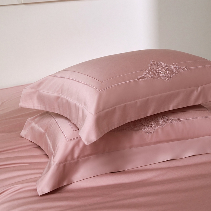 91家纺网 家纺一手货源 找家纺 蒂爵 2026新款贡缎100支长绒棉全棉纯棉刺绣绣花四件套高端四件套-施华洛 施华洛-公主莎