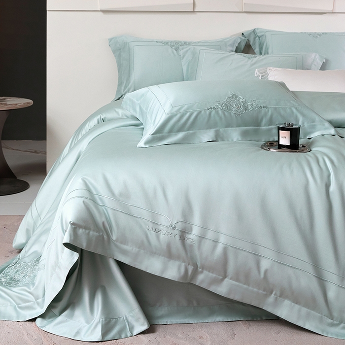 91家纺网 家纺一手货源 找家纺 蒂爵 2026新款贡缎100支长绒棉全棉纯棉刺绣绣花四件套高端四件套-施华洛 施华洛-水晶兰