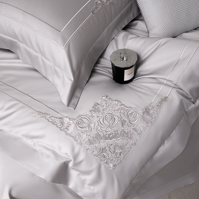 91家纺网 家纺一手货源 找家纺 蒂爵 2026新款贡缎100支长绒棉全棉纯棉刺绣绣花四件套高端四件套-施华洛 施华洛-柔光灰
