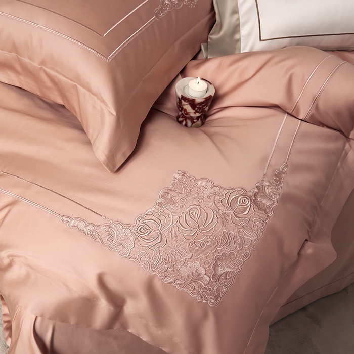 91家纺网 家纺一手货源 找家纺 蒂爵 2026新款贡缎100支长绒棉全棉纯棉刺绣绣花四件套高端四件套-施华洛 施华洛-琥珀橙