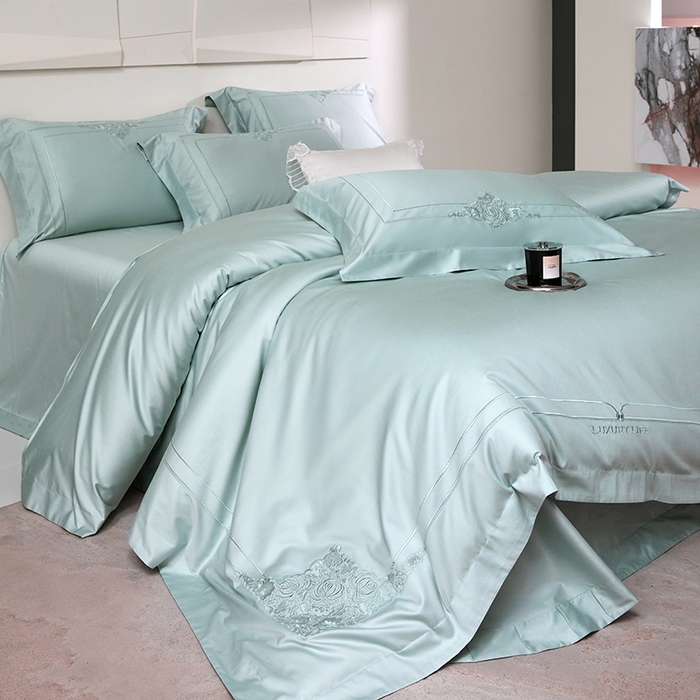 91家纺网 家纺一手货源 找家纺 蒂爵 2026新款贡缎100支长绒棉全棉纯棉刺绣绣花四件套高端四件套-施华洛 施华洛-水晶兰