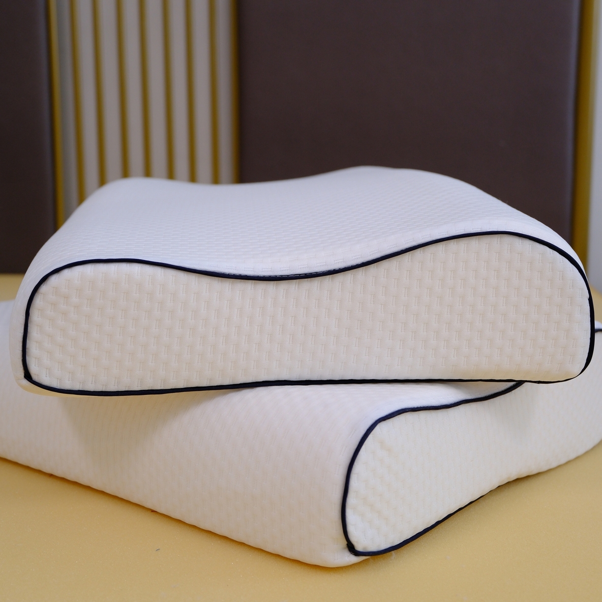 91家纺网 家纺一手货源 找家纺 （总）她喜爱枕芯 2026新款含内外套平滑乳胶枕枕头枕芯