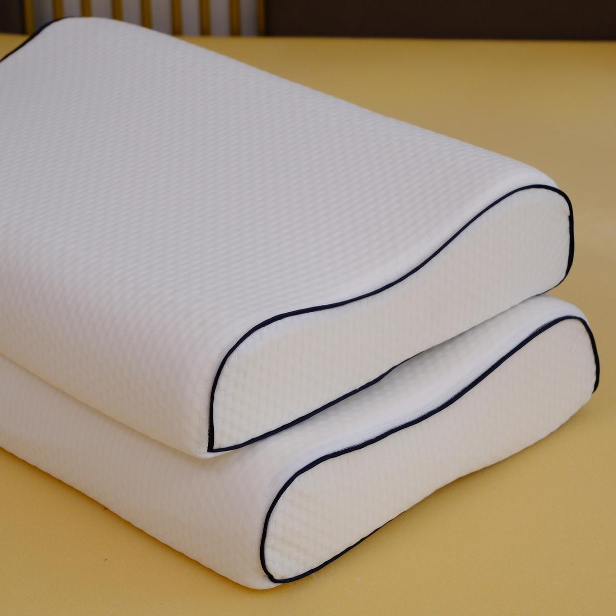 91家纺网 家纺一手货源 找家纺 （总）她喜爱枕芯 2026新款含内外套平滑乳胶枕枕头枕芯